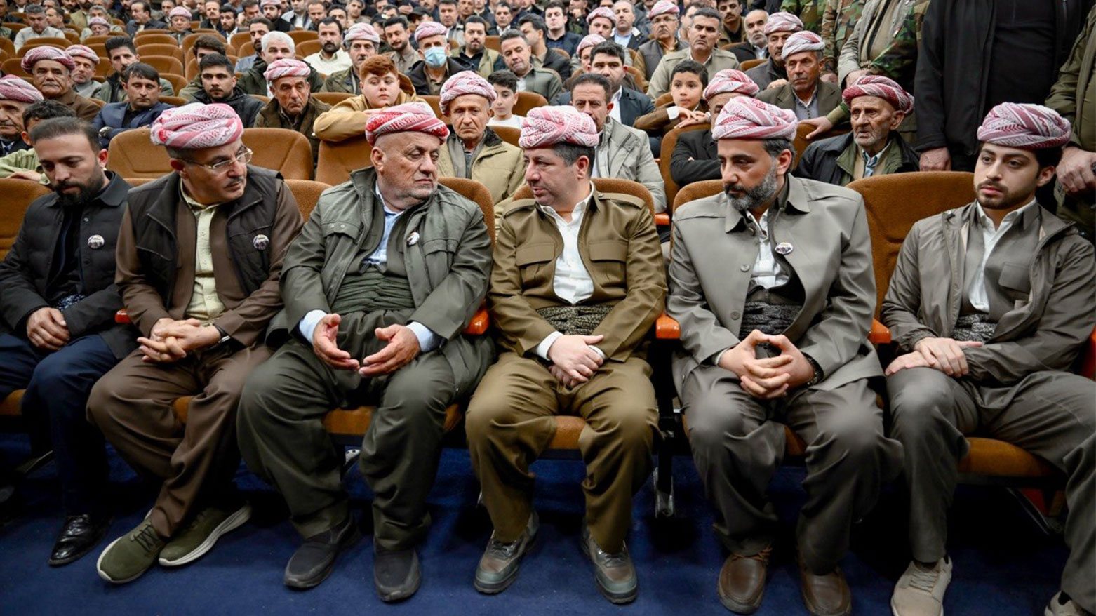 رئيس حكومة إقليم كوردستان يشارك في مراسم عزاء شهداء البيشمركة