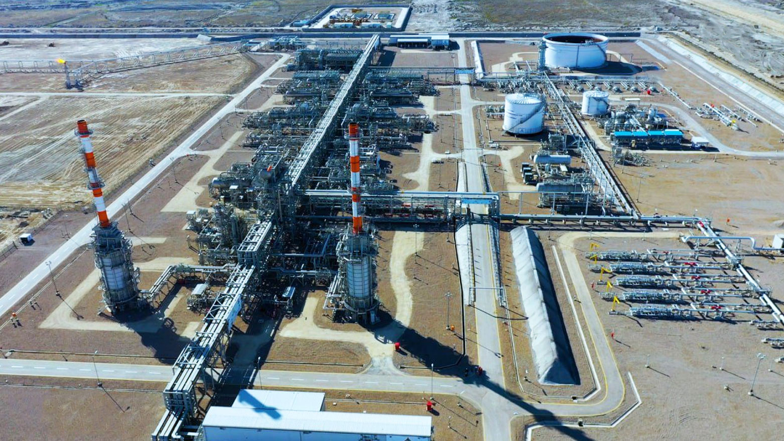 الدفاع العراقية تعلن سقوط طائرة مسيرة في حقل "مجنون" النفطي بالبصرة دون أضرار 