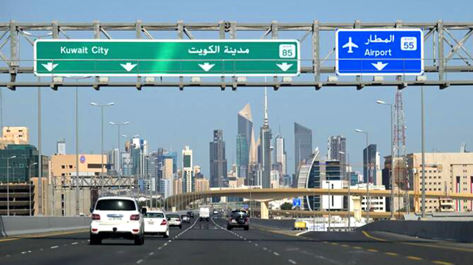 Vehicles drive along the highway leading to and from Kuwait City on March 2, 2026. (Photo: AFP)