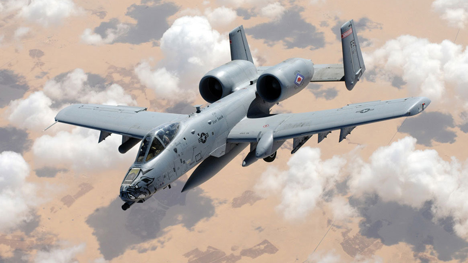 نیویۆرک تایمز: دووەم فڕۆکەی جەنگیی ئەمریکی لە نزیک گەرووی هورمز تێکشکاوە