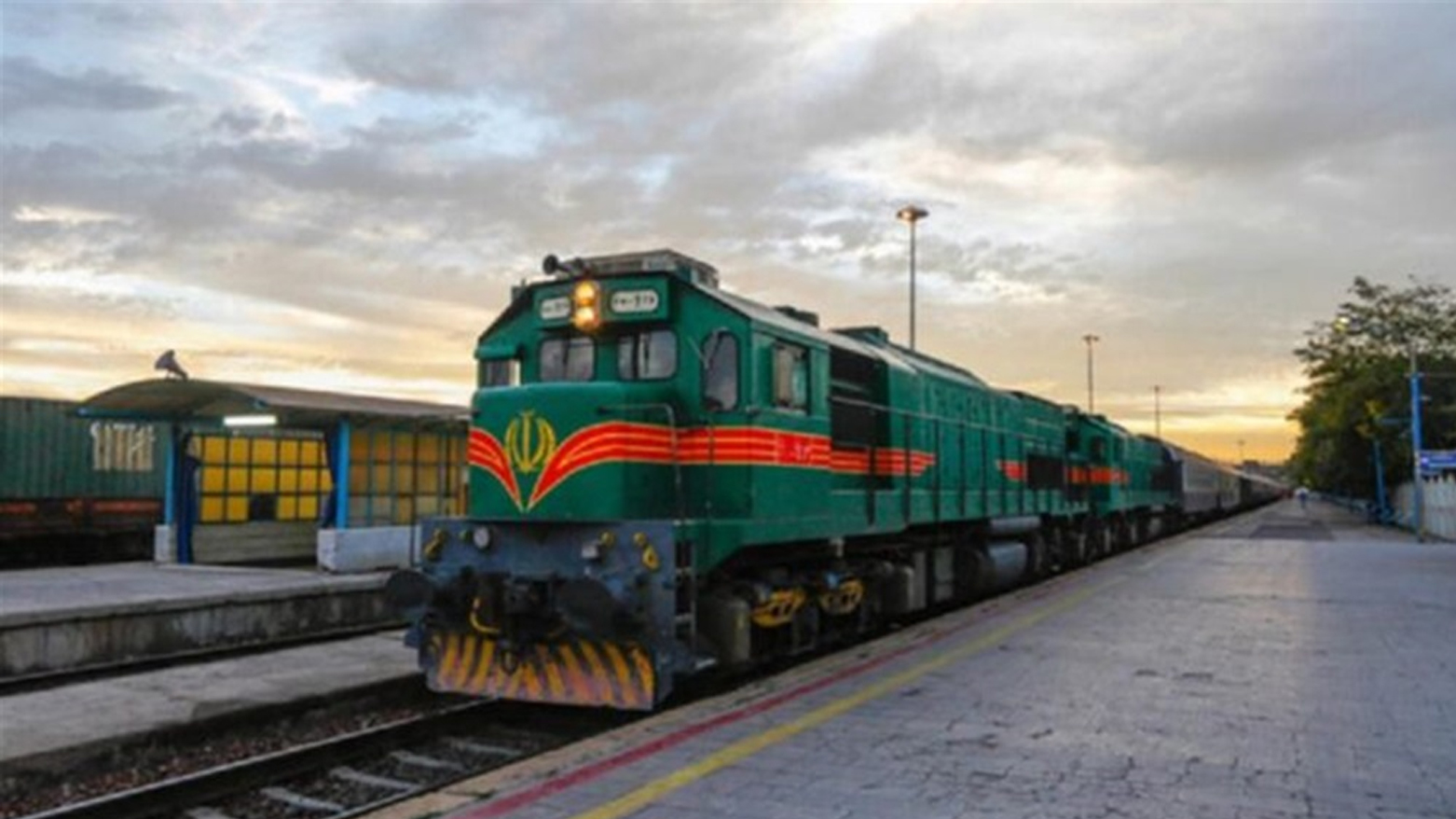 ئیسرائیل بۆ هاووڵاتیانی ئێران: هێڵەکانی شەمەندەفەر بەکار مەهێنن