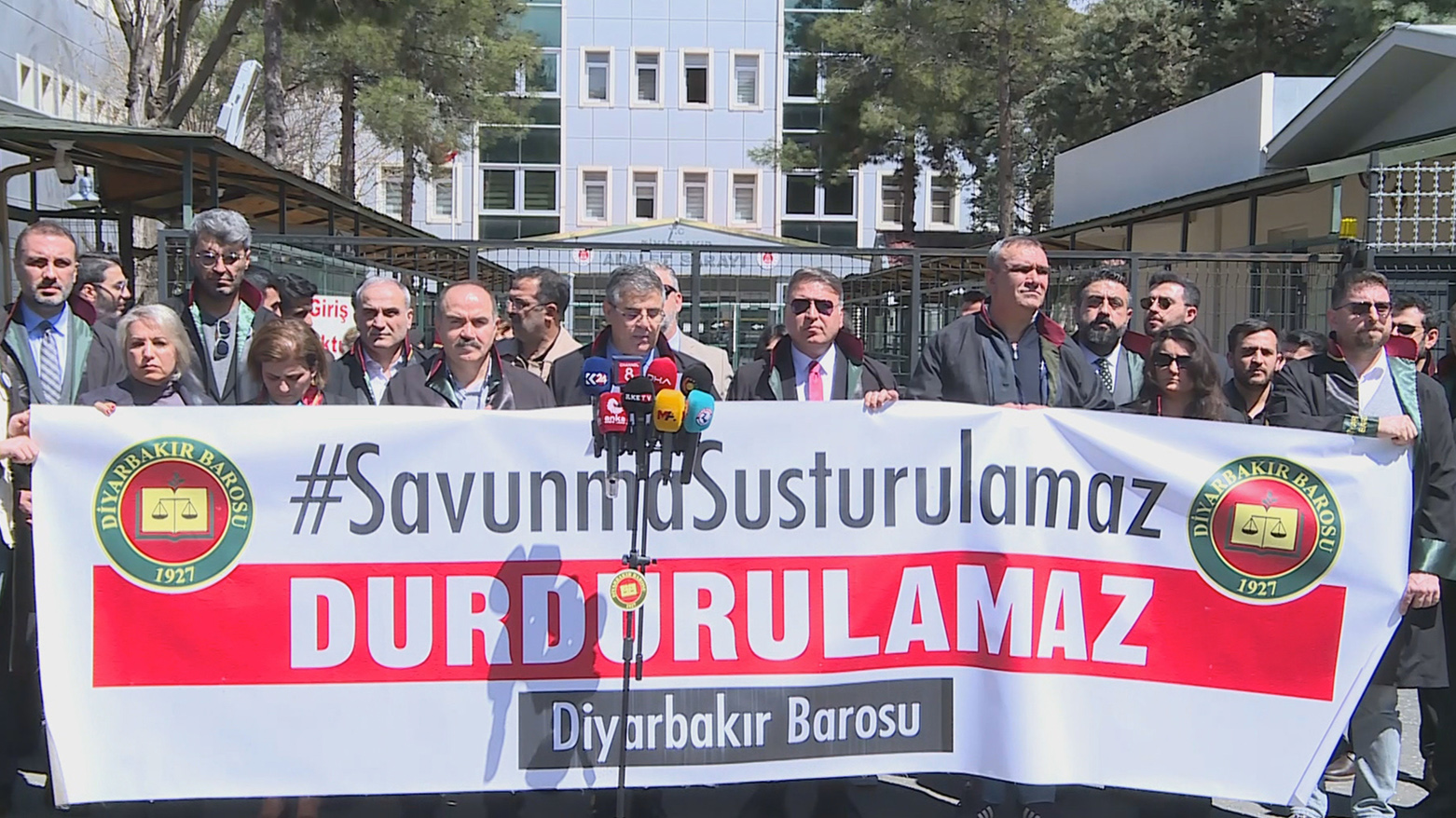 Baroya Diyarbekirê: Çaresernebûna pirsa Kurd darazê dixe bin bandora siyasetê