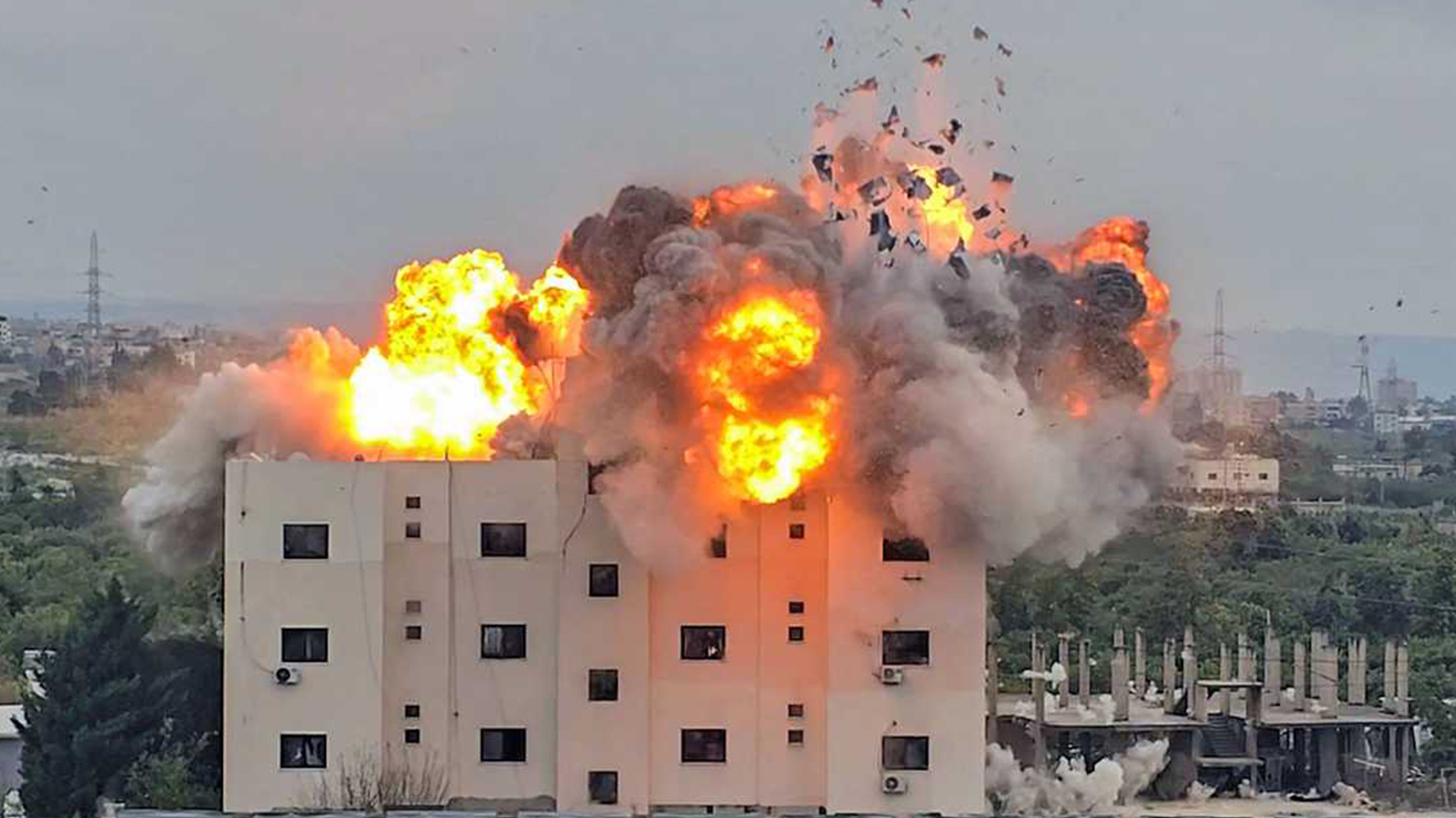 ئێران هەڕەشەی وەڵامدانەوەی توند لە ئیسرائیل دەکات