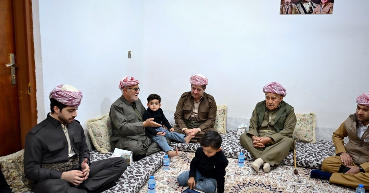 سەرۆکی حکوومەت سەردانی ماڵی شەهید وەیسی شێروانی دەکات