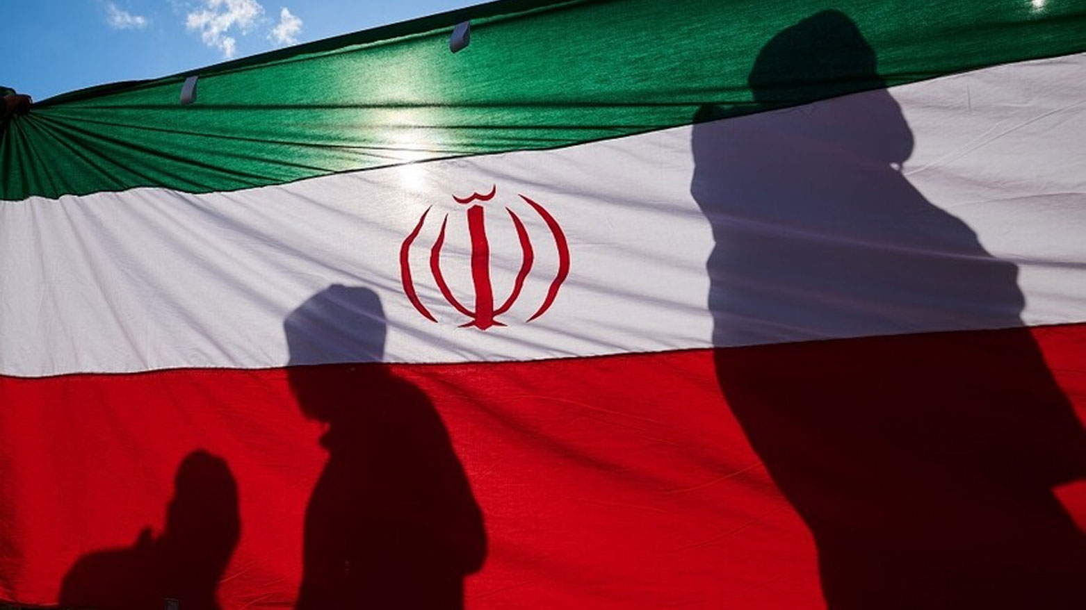 استخبارات الحرس الثوري تعلن تفكيك شبكات تجسس استهدفت الاقتصاد والأمن في إيران 