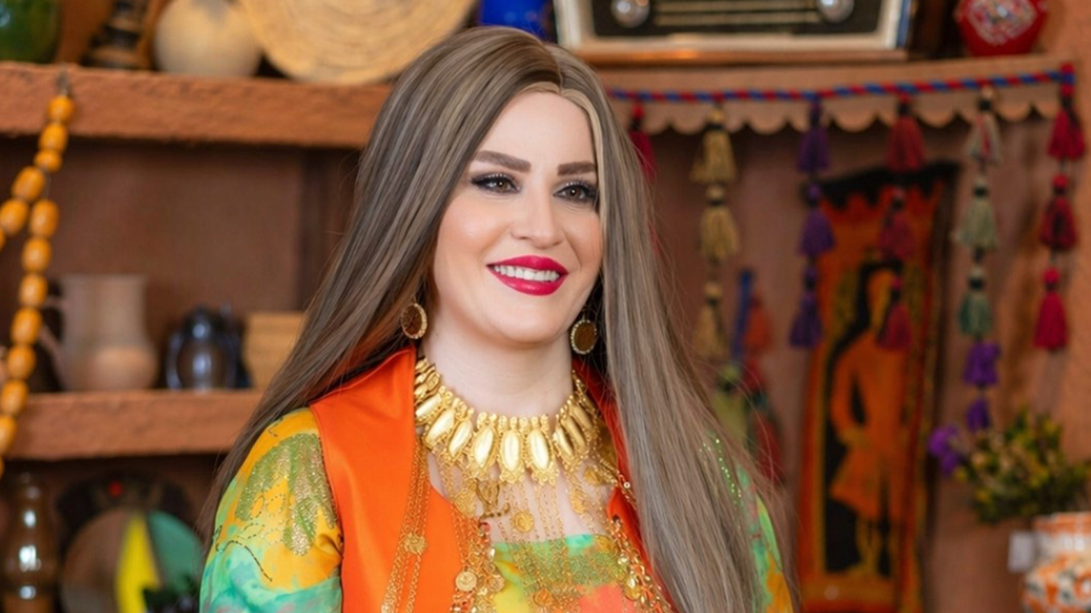 ساحل کرماشانی: بە گۆرانییە خەمگین و نەرمەکاندا دەتوانم هەستی خۆم دەربڕم