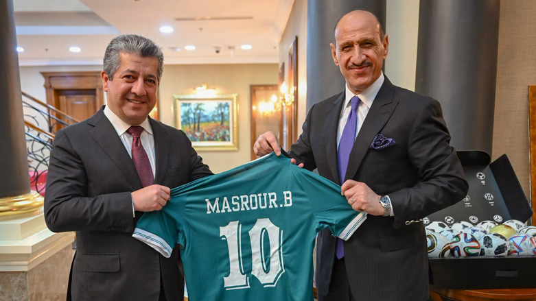 سەرۆكوەزیران مەسرور بارزانی پێشوازی لە عەدنان درجال سەرۆكی فیدراسیۆنی تۆپی پێی عێراق كرد. 20 نیسانی 2026