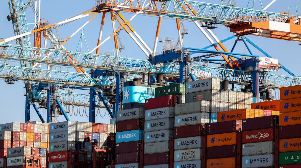 ئاڵۆزییەکانی رۆژهەڵاتی ناوەڕاست بە قازانجی کۆمپانیا لۆجیستییەکانی ئەوروپا دەشکێتەوە