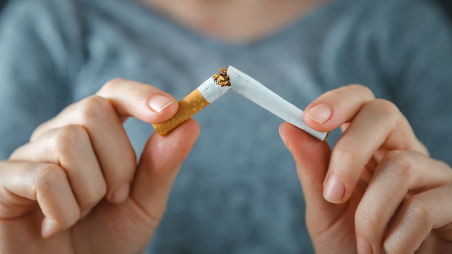 بەریتانیا: بەهەموو شێوەیەک قەدەخەیە لەدایکبووانی 2009 جگەرە بکێشن