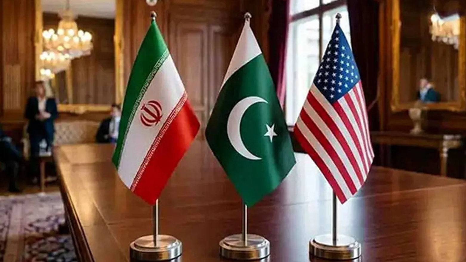 ترەمپ لەسەر داوای پاکستان و سعوودیە 'پرۆژەی ئازادی' لە گەرووی هورمز هەڵپەسارد