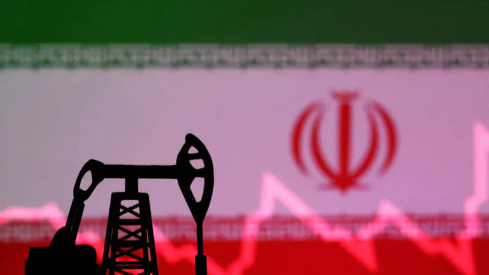 ABD: İran petrol üretimini günde 400 bin varil azalttı