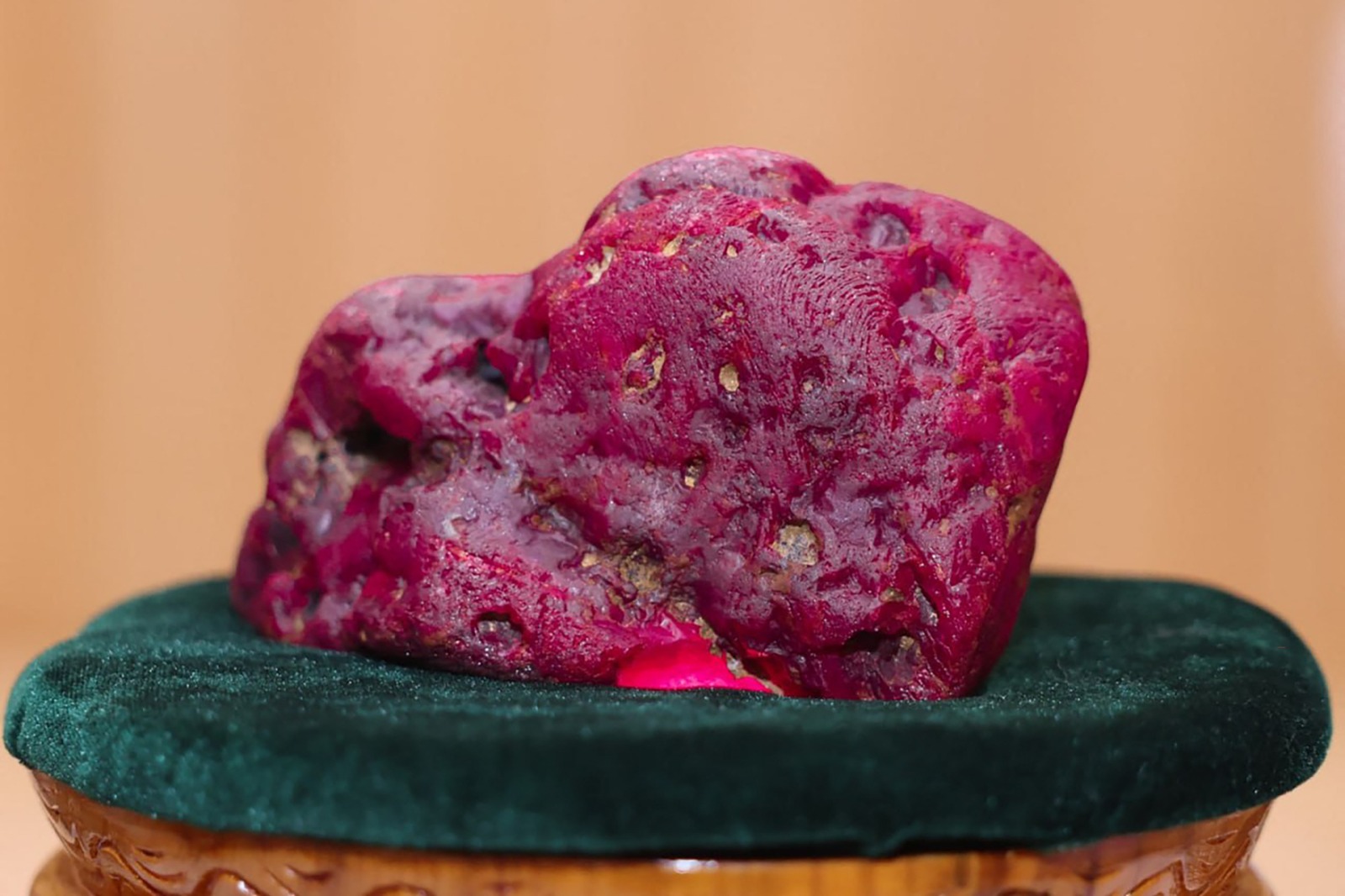 Photo shows an 11,000-carat ruby in Naypyidaw, after it was found at a gem tract in Mogok in Mandalay Region. (AFP)
