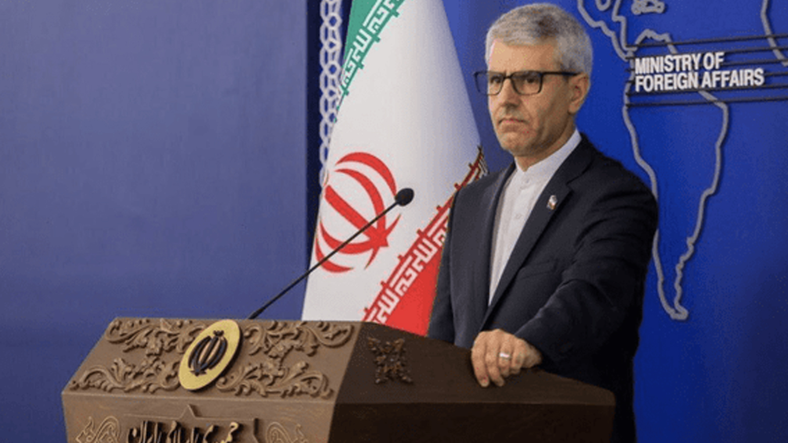 ئێران: پێویستە ئاژانسی ئەتۆمی خۆی لەکاروباری سیاسیی هەڵنەقورتێنێت