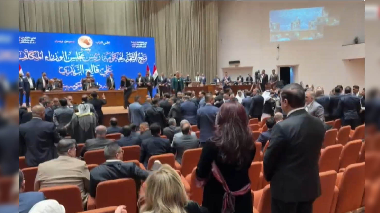 بەهۆی ئاڵۆزی نێوان شیعە و سوننە پڕۆسەی دەنگدان راگیرا
