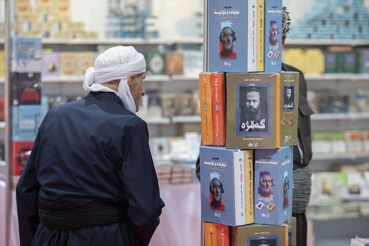 بالصور.. افتتاح أول معرض مخصص للكتاب الكوردي في أربيل بمشاركة أكثر من 130 دار نشر