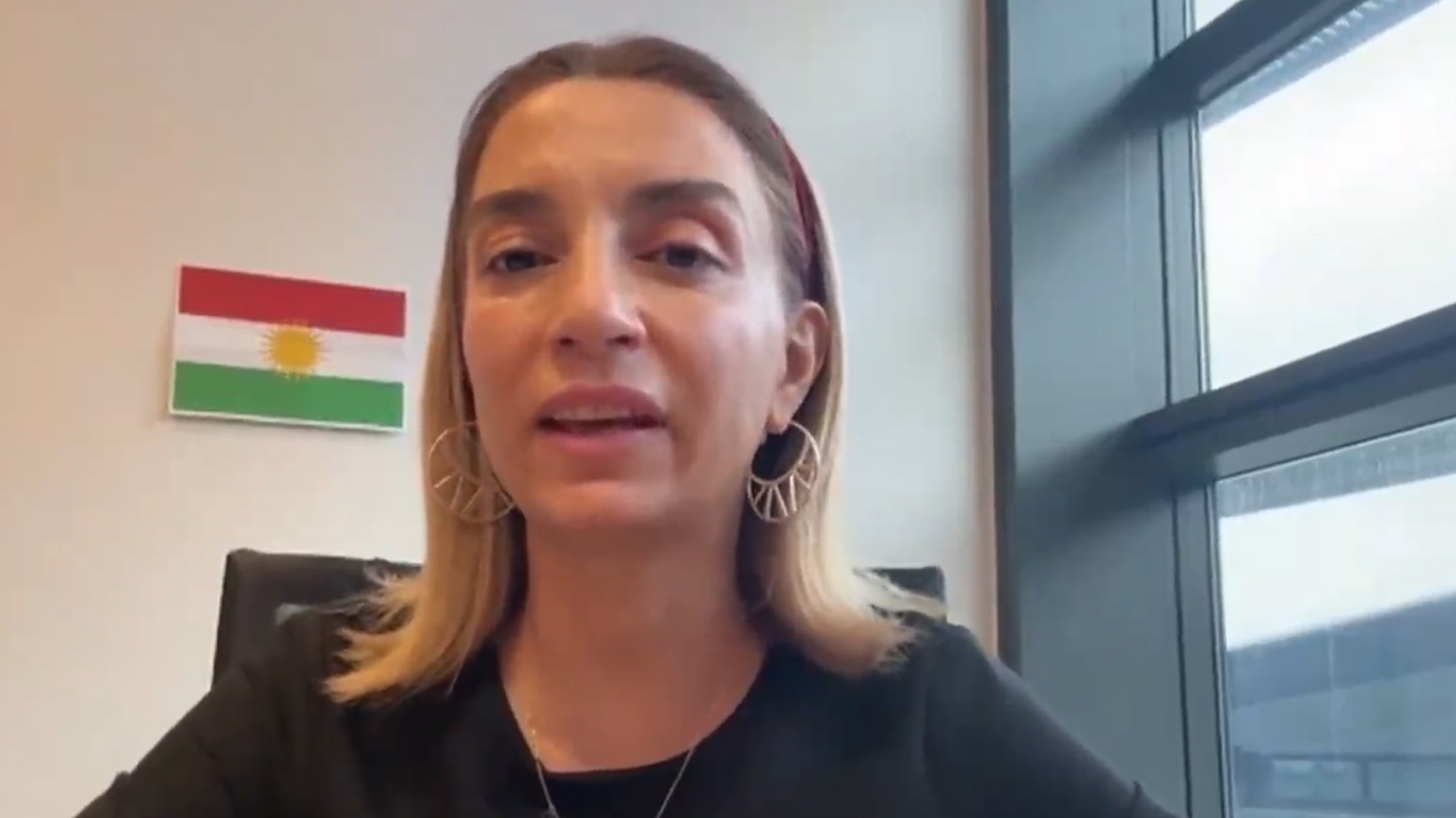 ئەڤین ئینجیر سەرکۆنە هێرشە درۆنییەکەی سەر نووسینگەی مەسرور بارزانی دەکات