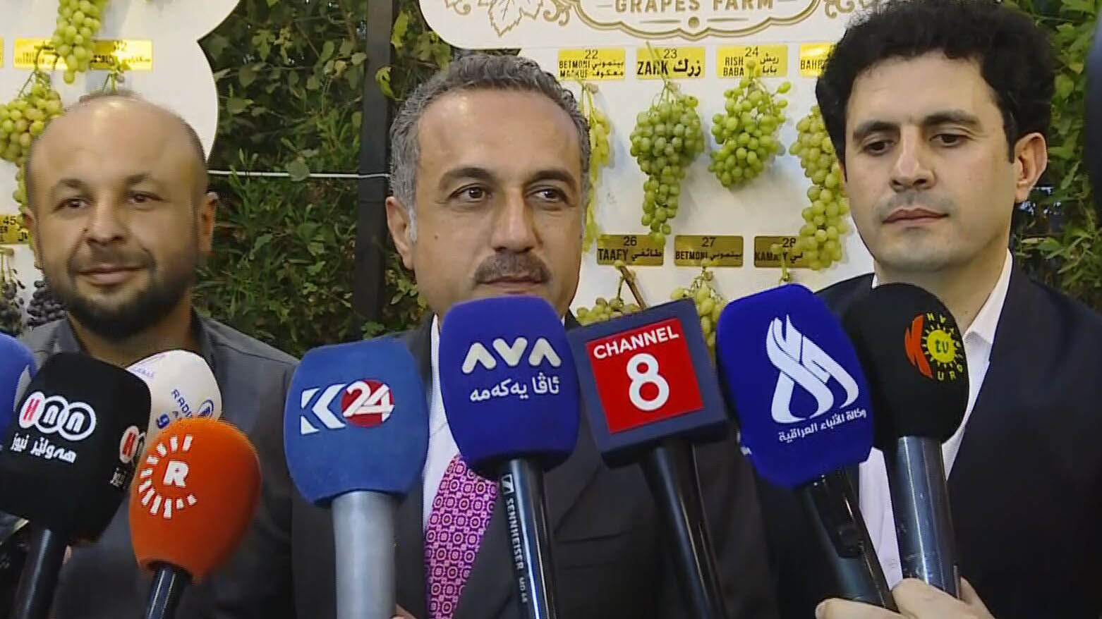 ئومێد خۆشناو: لە ئاییندەیەکی نزیکدا کێشەی بەنزین چارە دەکرێت