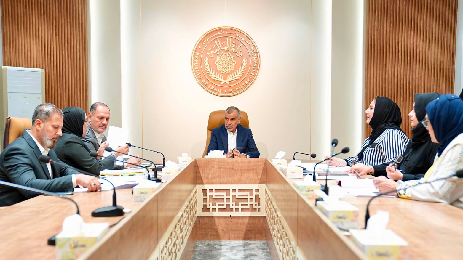 وەزیری داراییی عێراق بەدواداچوون بۆ ئامادەکردنی بودجەی کارنامە و ئەنجامەکان دەکات