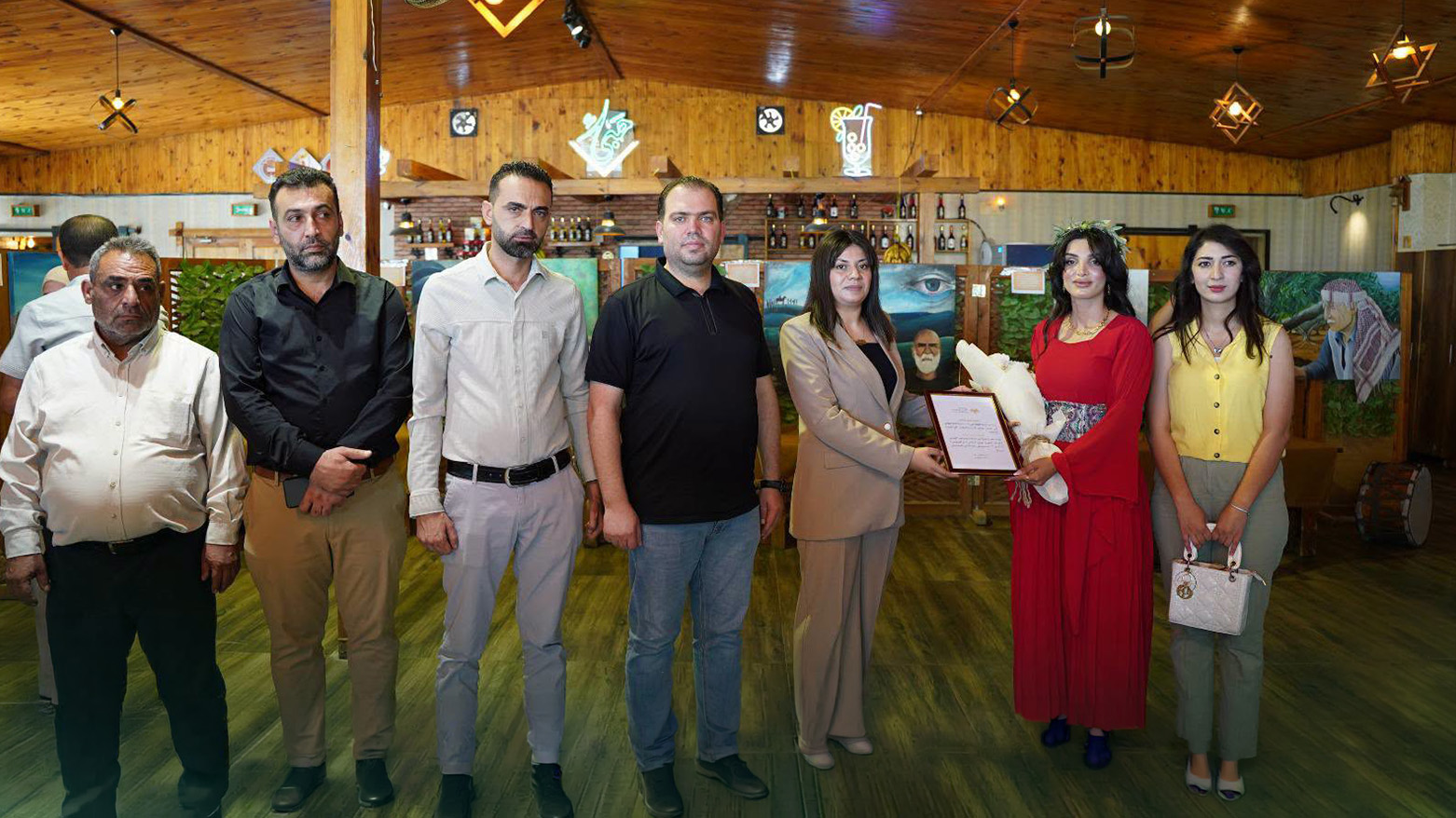 Efrîn.. Gulistan Bozo pêşangeha bi navê ‘Lêlûn’ vekir