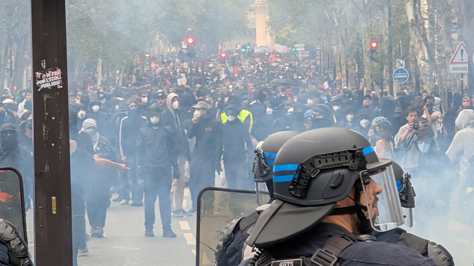 قەدەخەی هاتوچۆ لە 12 ناوچەی فەرەنسا درێژکرایەوە