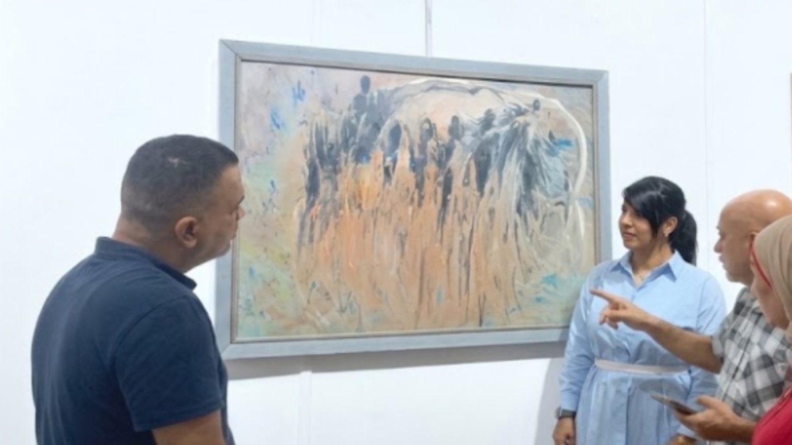 بەغدا.. دڵسۆز رەسووڵ بە تابلۆیەک لەبارەی کۆچبەرانی کورد بەشداری لە پێشانگەی 'شێوەکاری دیدگا' کرد