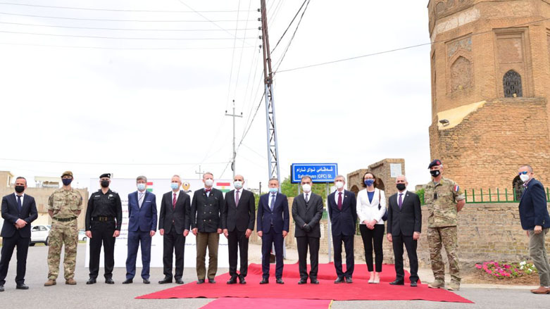 Foreign diplomats in Erbil pose for a group photo on a street named Safe Heaven, referring to the security and stability no fly zone brought to the Kurdish people, April 5, 2021. (Photo: Rebaz Siyan / Kurdistan 24)