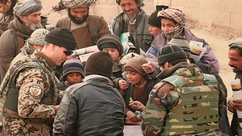 هێزه‌ ئه‌ڵمانییه‌كان له‌گه‌ڵ ژماره‌یه‌ك هاووڵاتی ئه‌فغانی ده‌ركه‌وتوون