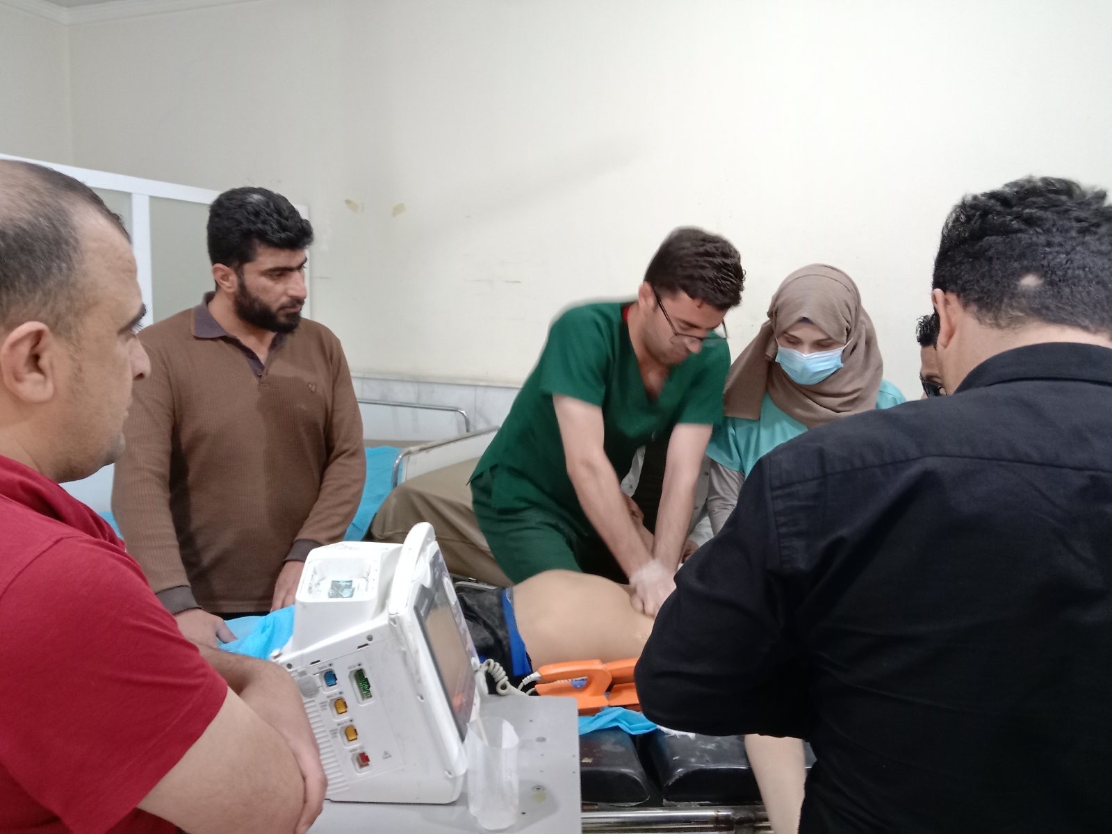 هه&zwnj;وڵی پزیشكانی نه&zwnj;خۆشخانه&zwnj;ی گشتیی هه&zwnj;ریر بۆ چاره&zwnj;سه&zwnj;ركردنی ئه&zwnj;وانه&zwnj; كه&zwnj;وتنه&zwnj; ناو ئاوی رووباری قه&zwnj;ندیل