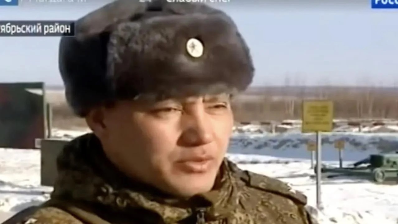 مۆربیكۆڤ ئیزه&zwnj;تبیك ئاسانبیكۆڤیچ