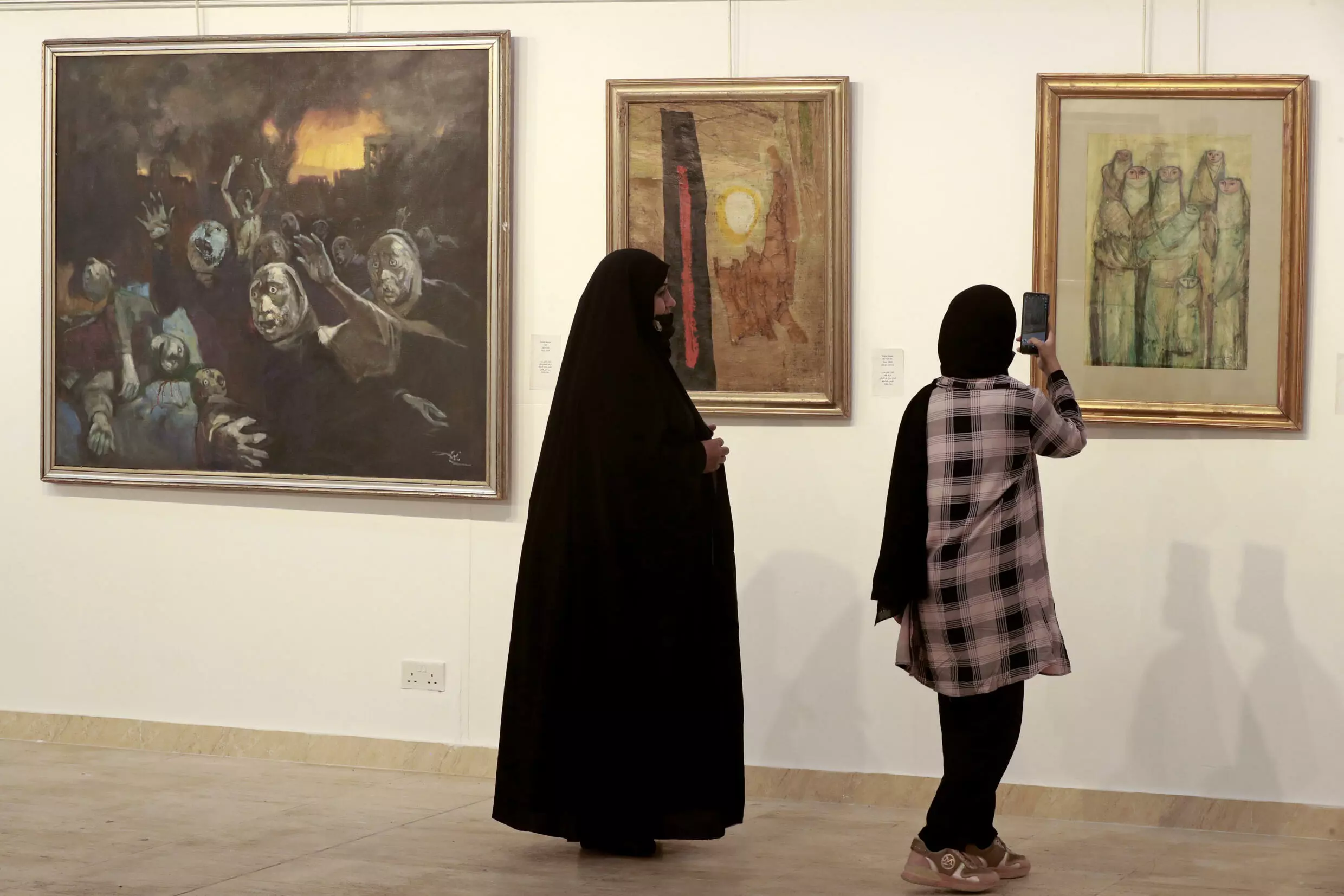 Relative stability in conflict-wracked Iraq has led to a fledgeling artistic renaissance recalling a golden age when Baghdad was considered one of the Arab world's cultural capitals (Photo: Ahmad Al-Rubaye/AFP)