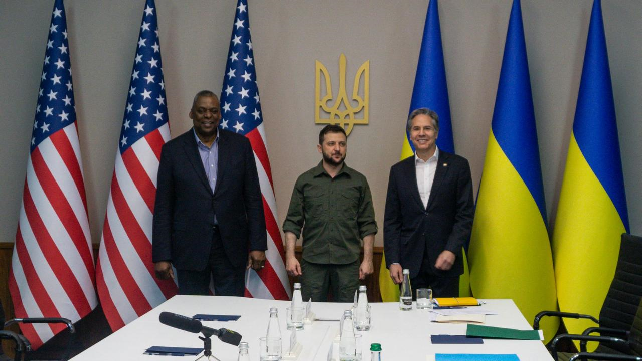وزیران امور خارجه و دفاع آمریکا در دیدار با رئیس جمهور اوکراین