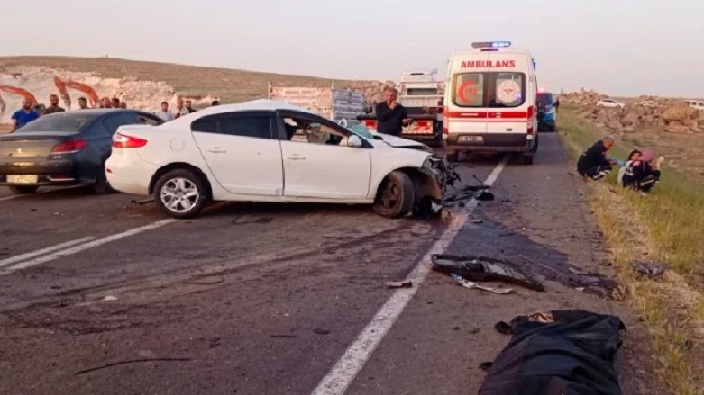 Urfa-Suruç yolunda zincirleme kaza: Ölü ve yaralılar var