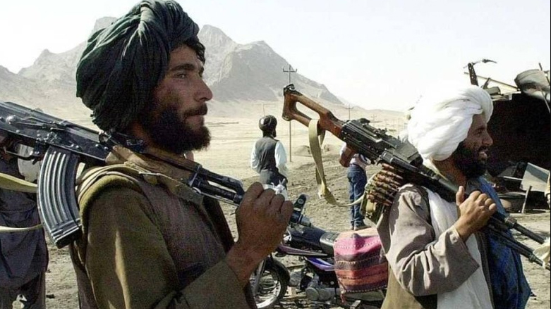 مسلّحان من حركة طالبان (وكالات)