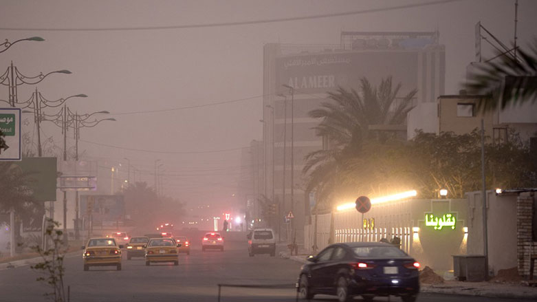 Irak'ta toz fırtınası etkili oldu (Foto: AFP)