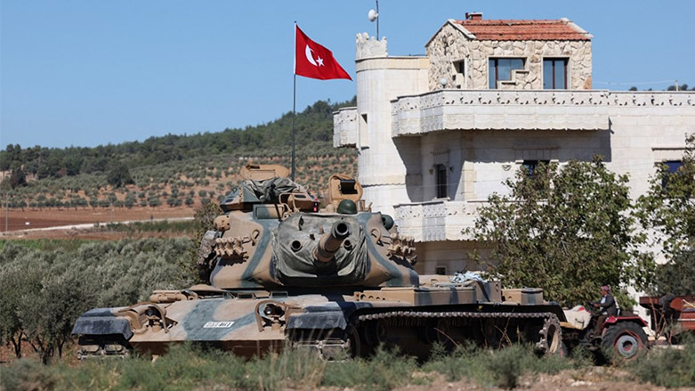 4 leşkerên Tirkiyê li nêzîkî Ezazê birîndar bûn