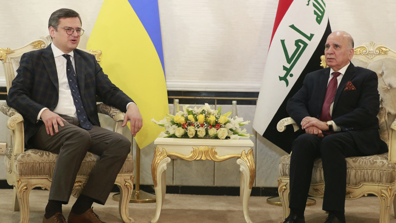 فوئاد حوسێن، وەزیری دەرەوەی عێراق و کۆبوونەوەی دمیترۆ کوڵیبا، وەزیری دەرەوەی ئۆکرانیا | دووشەممە 17ـی نیسانی 2023 | وێنە: AHMAD AL-RUBAYE / AFP