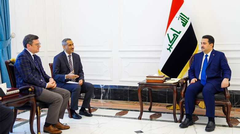 Muhammad Shia' Al-Sudani (right), the Prime Minister of Iraq, during his meeting with Dmytro Ivanovich Kuleba, the Foreign Minister of Ukraine, April 17, 2023. (Photo:  the Media Office of the Iraqi Prime Minister)