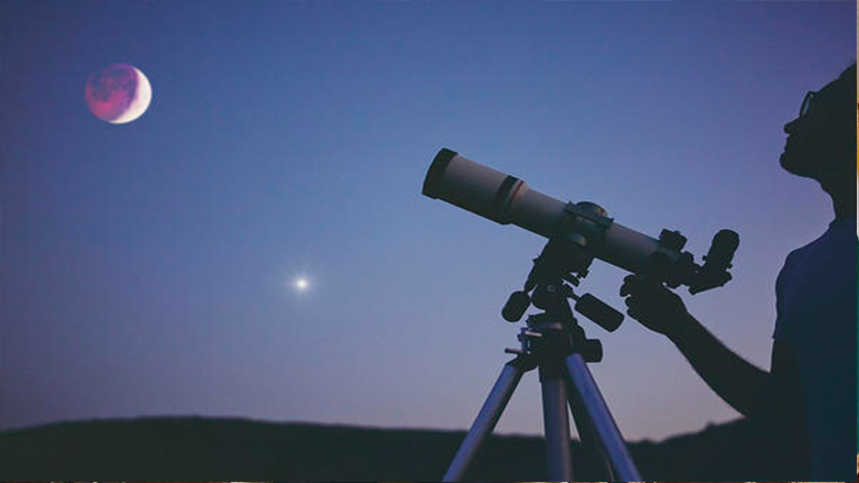 السبت.. أول دولة تعلن موعد عيد الفطر رسمياً