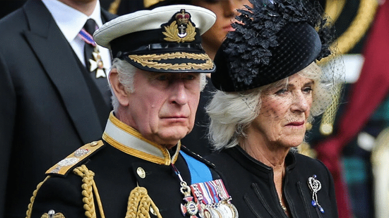 شا چارلز و هاوسەرەکەی