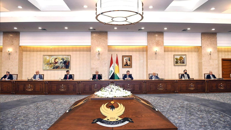Prime Minister Masrour Barzani (center) chaired a weekly KRG cabinet meeting in Erbil, April 26, 2023. (Photo: KRG)