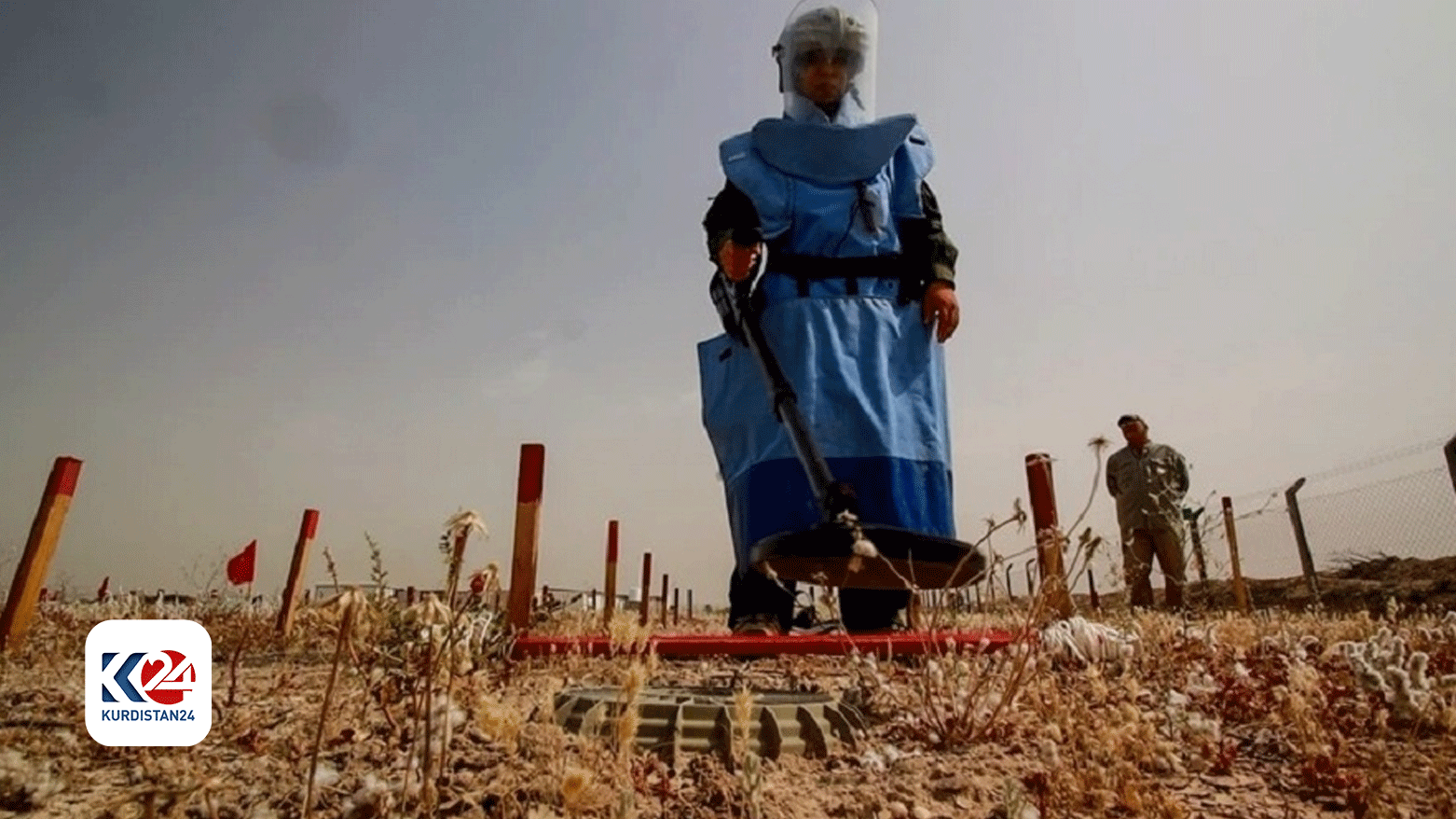 More than  square kilometers of Iraq planted with landmines