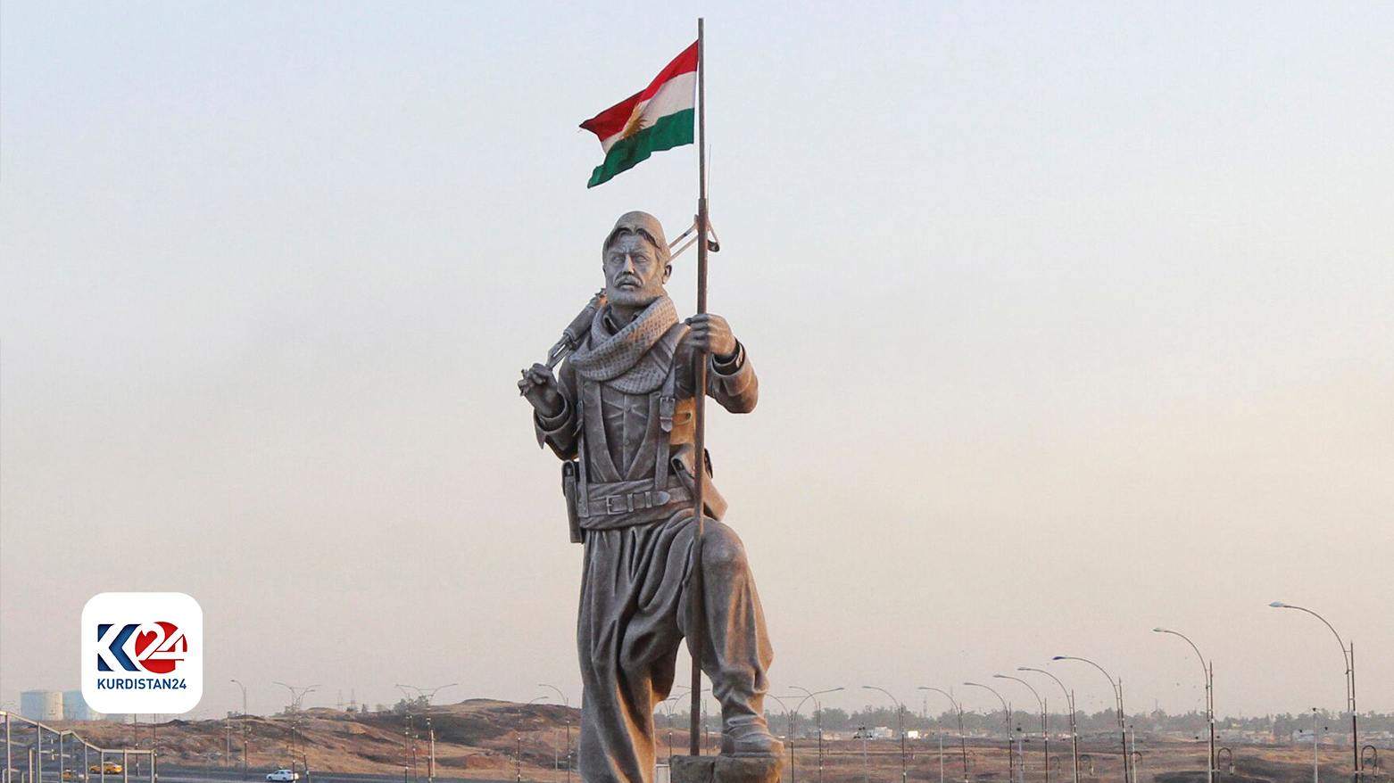 The statue of Peshmerga fighter in Kirkuk. (Photo: Kurdistan 24)