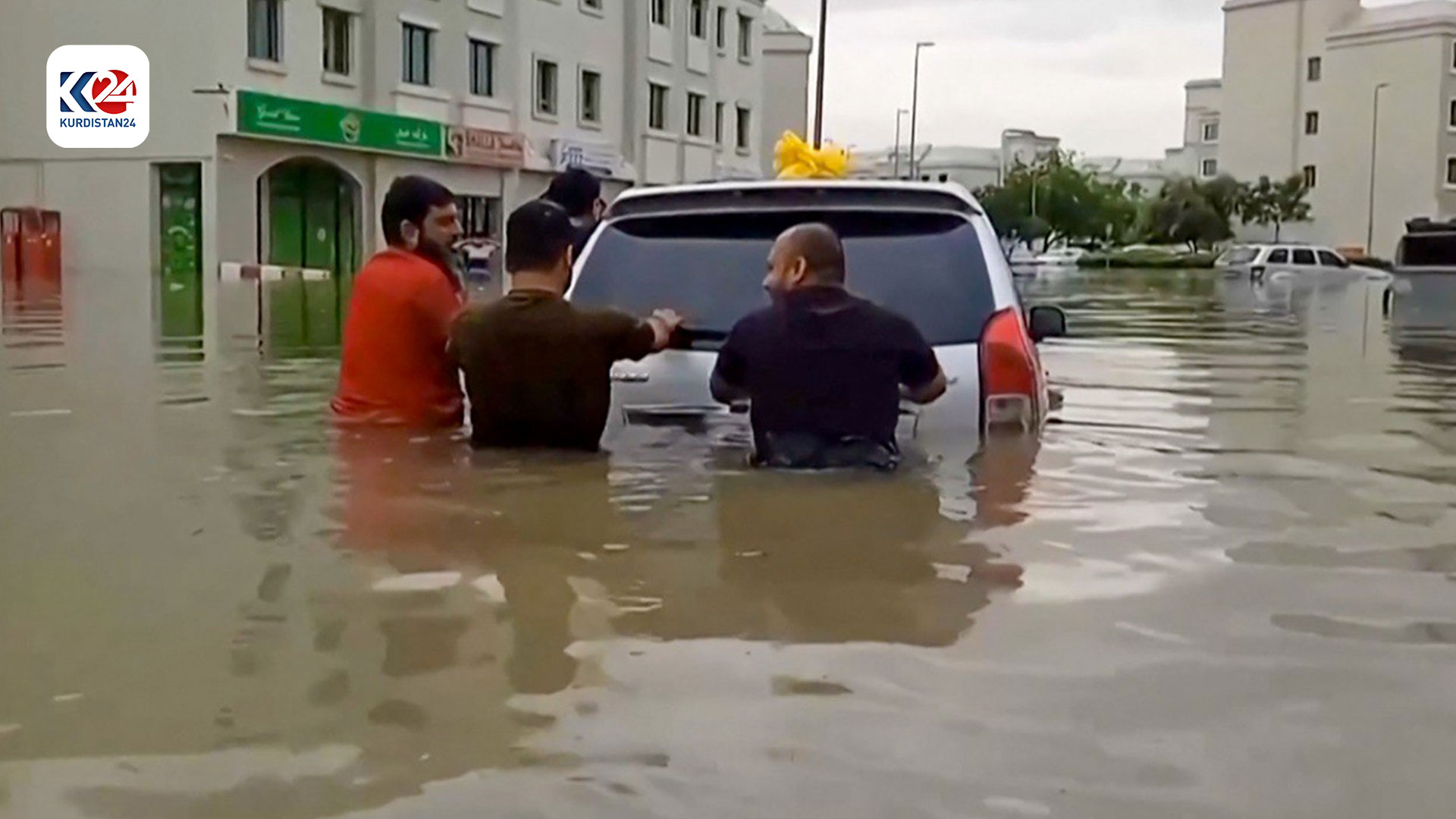 باران بارینی بەخوڕ لە دوبەی