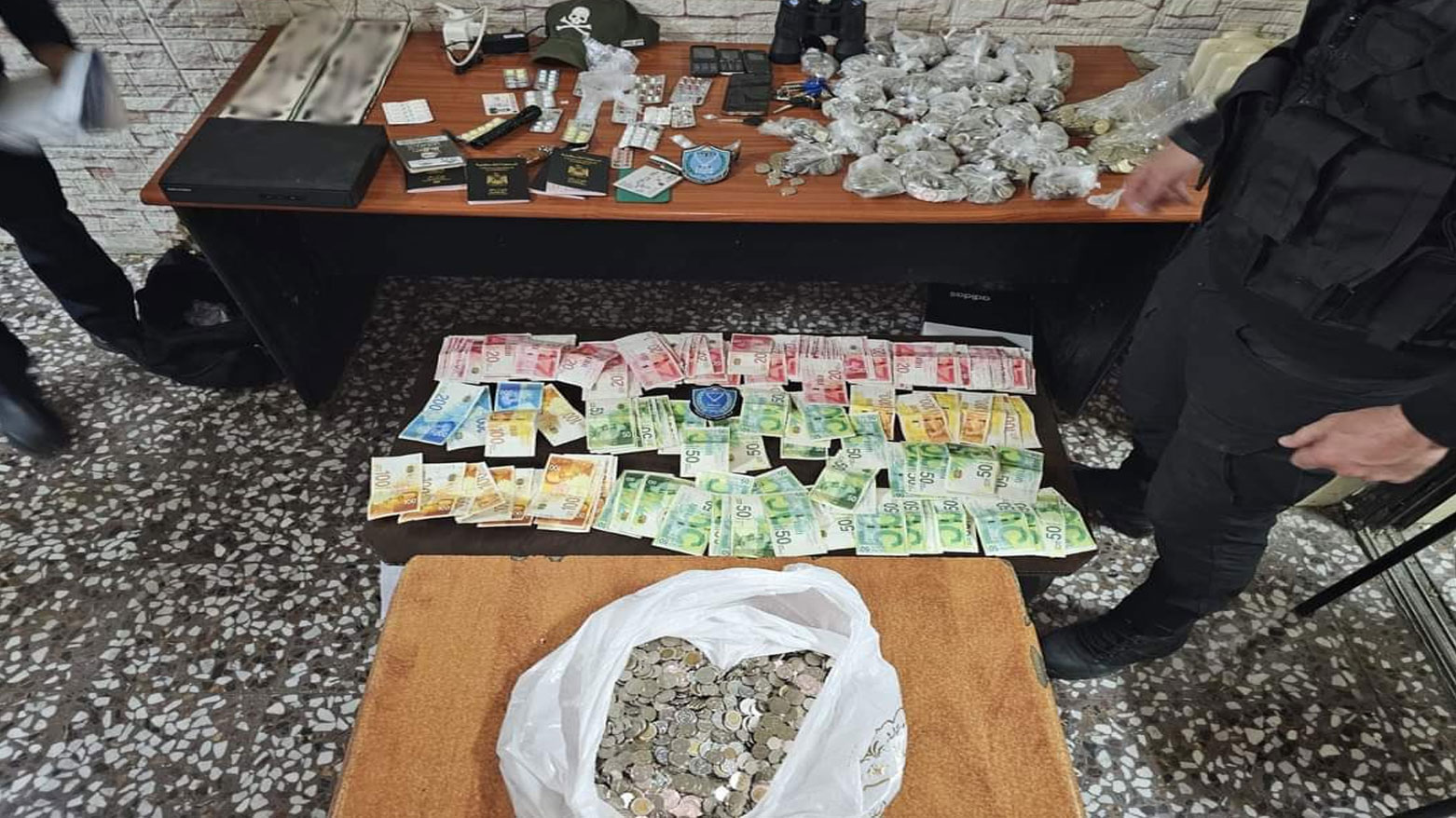 پارە و ئۆتۆمبێلەکانی سواڵکەرەکە