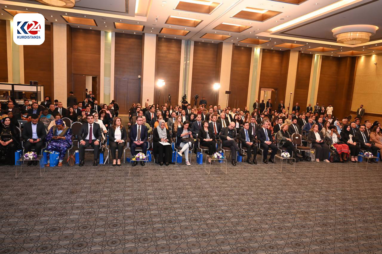 بەشداریی سەرۆکوەزیران مەسرور بارزانی لە دیداری نێودەوڵەتیی هەولێر بۆ کاری ڕۆژنامەنووسی