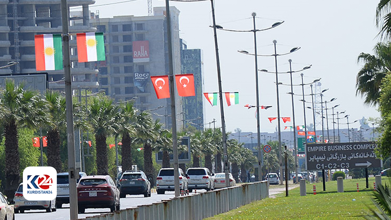 The photo shows Erbil's 100 M. street adorned with Kurdish, Turkish and Iraqi flags, April 22. (Photo: Kurdistan 24)