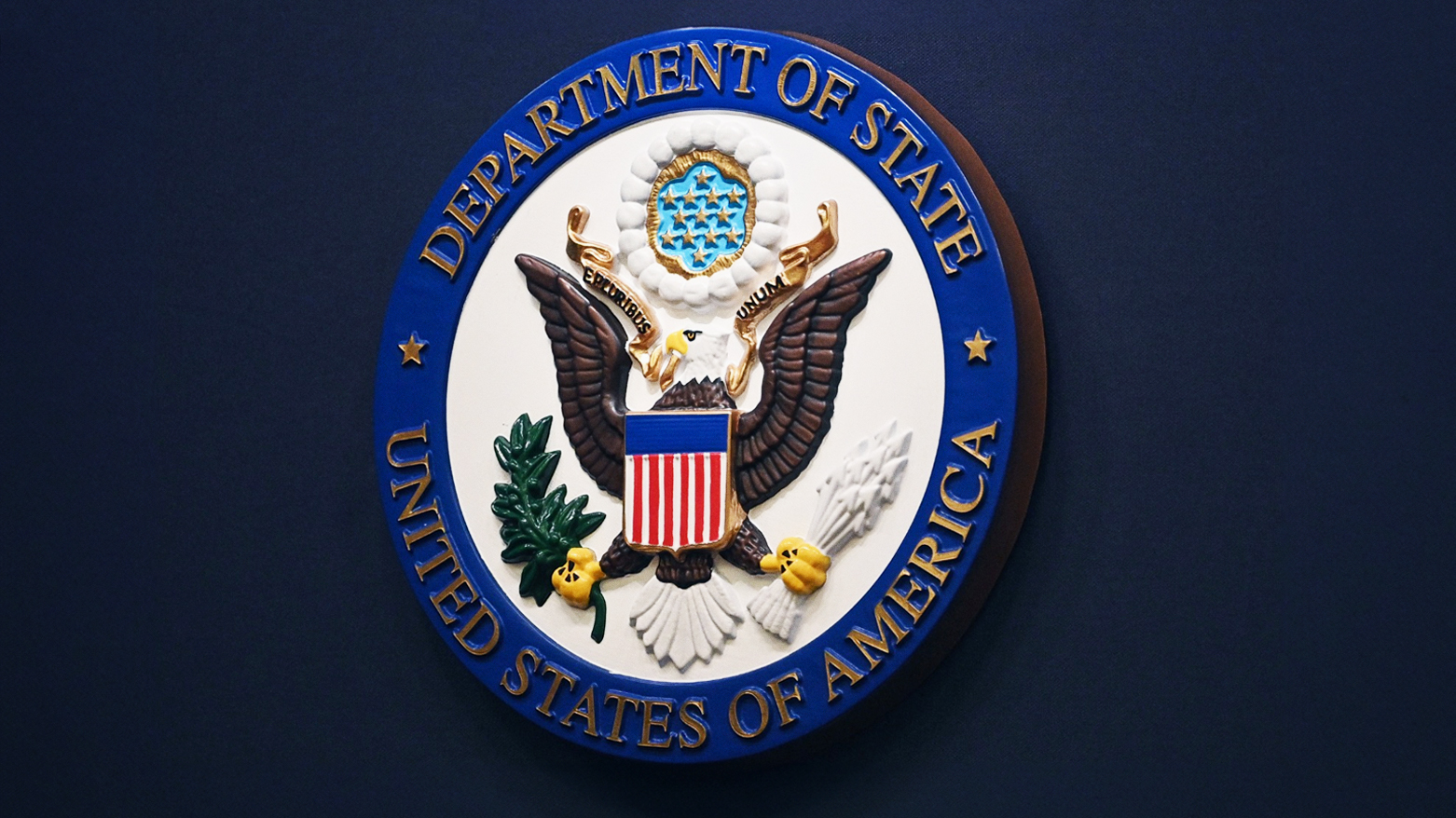 The State Department seal is seen on the briefing room lectern at the State Department in Washington, Jan. 31, 2022. (Photo: AP)