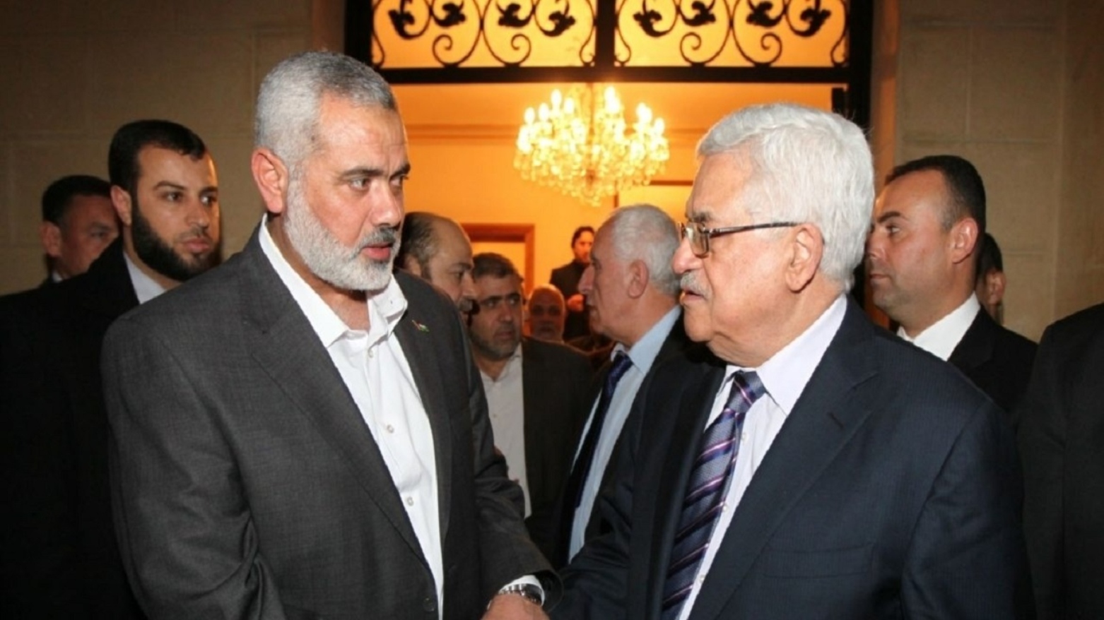 محمود عباس و خالد مشعل رهبران فتح و حماس