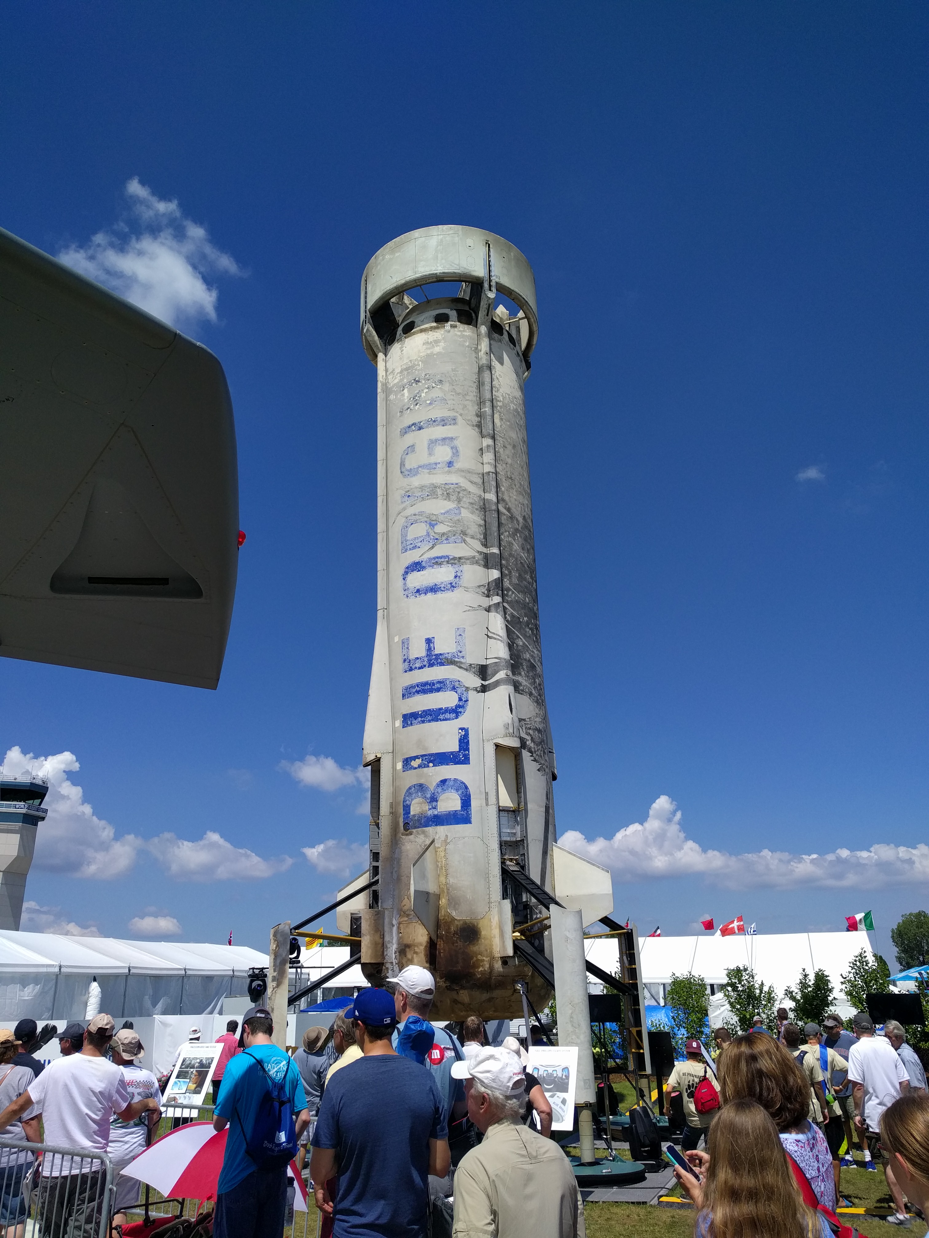 گه&zwnj;ڕانه&zwnj;وه&zwnj;ی به&zwnj;شی مووشه&zwnj;كی كه&zwnj;شتی Blue Origin بۆ سه&zwnj;ر زه&zwnj;وی