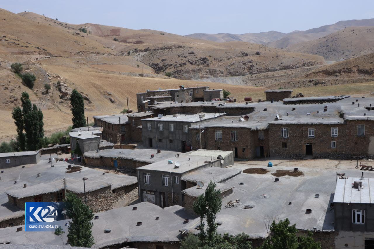 Gund&ecirc; S&ecirc;fetale / W&ecirc;ne: R&ecirc;biwar Mehm&ucirc;dpor